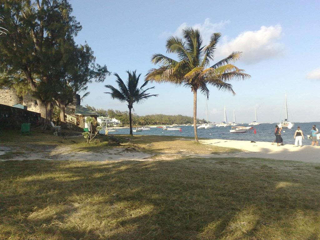 Paradisia Holidays Mauritius Trou dʼEau Douce Extérieur photo